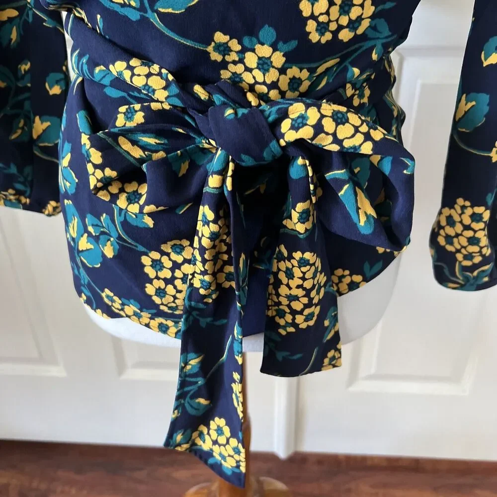 J Crew‎ Womens Floral Wrap Top Size XSmall Blue Long Sleeve Tie Waist